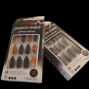2 pack Kiss Design Halloween nails